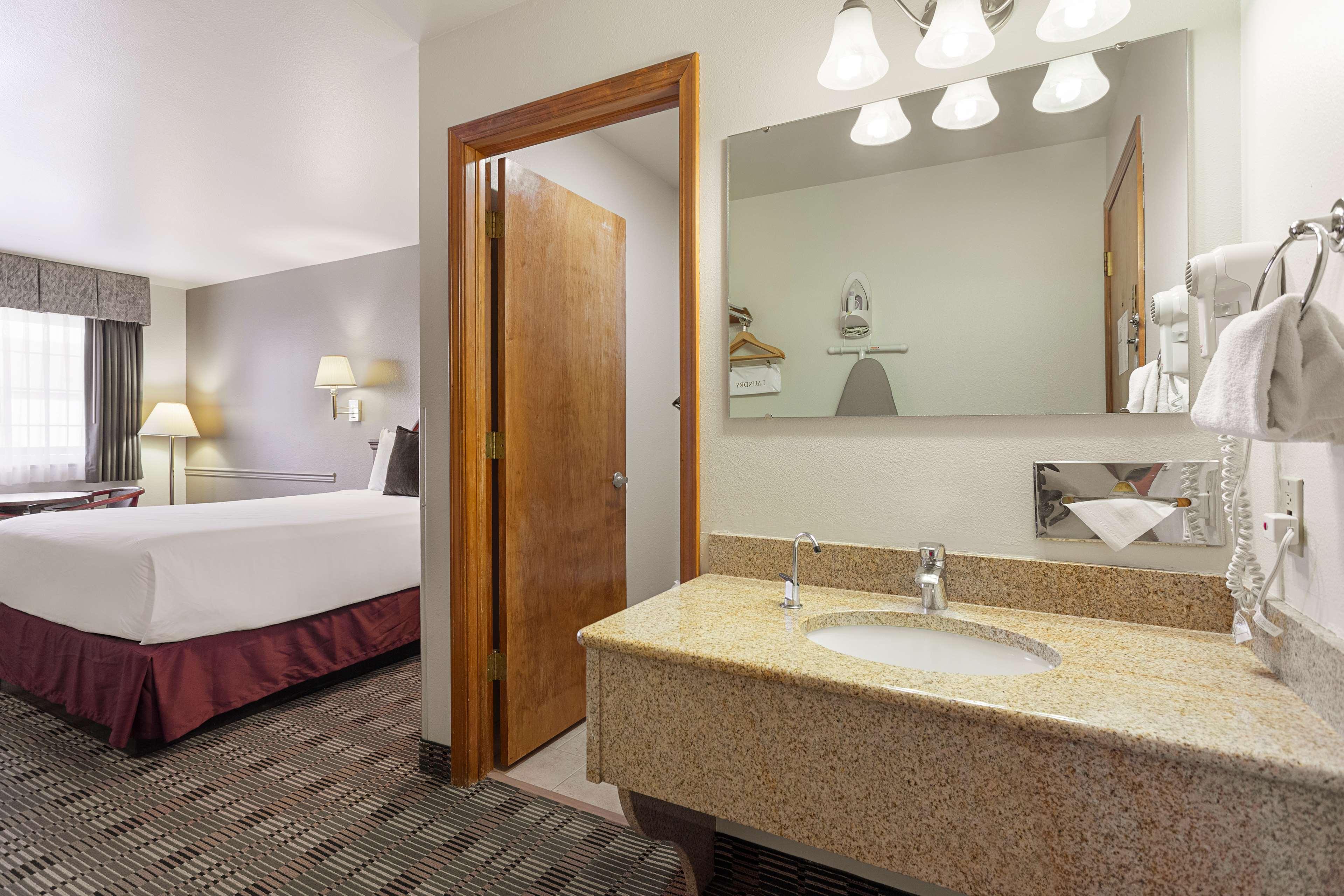 Americas Best Value Inn Burns Eksteriør billede