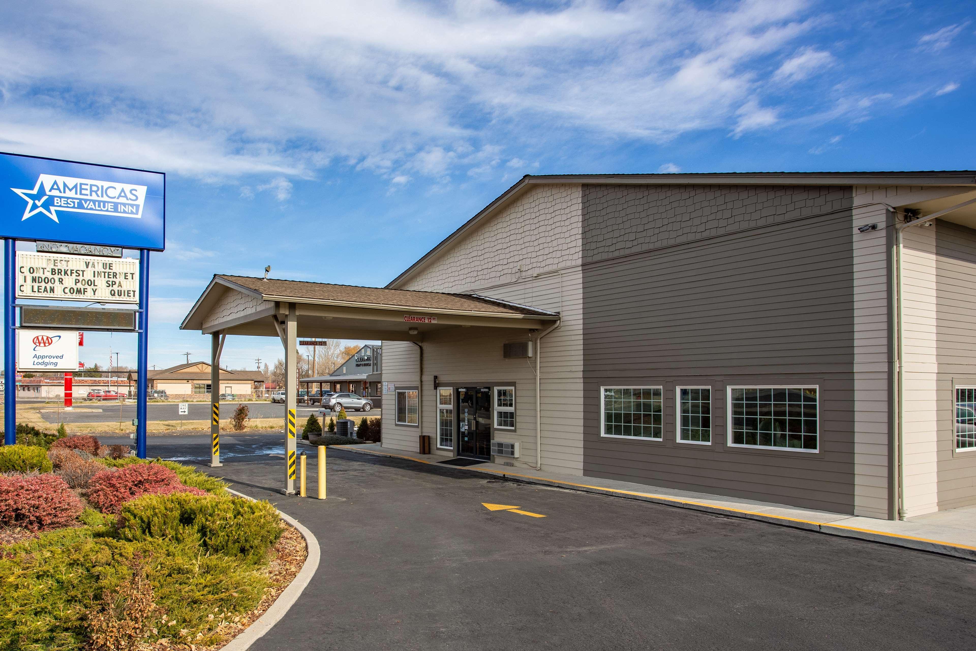 Americas Best Value Inn Burns Eksteriør billede